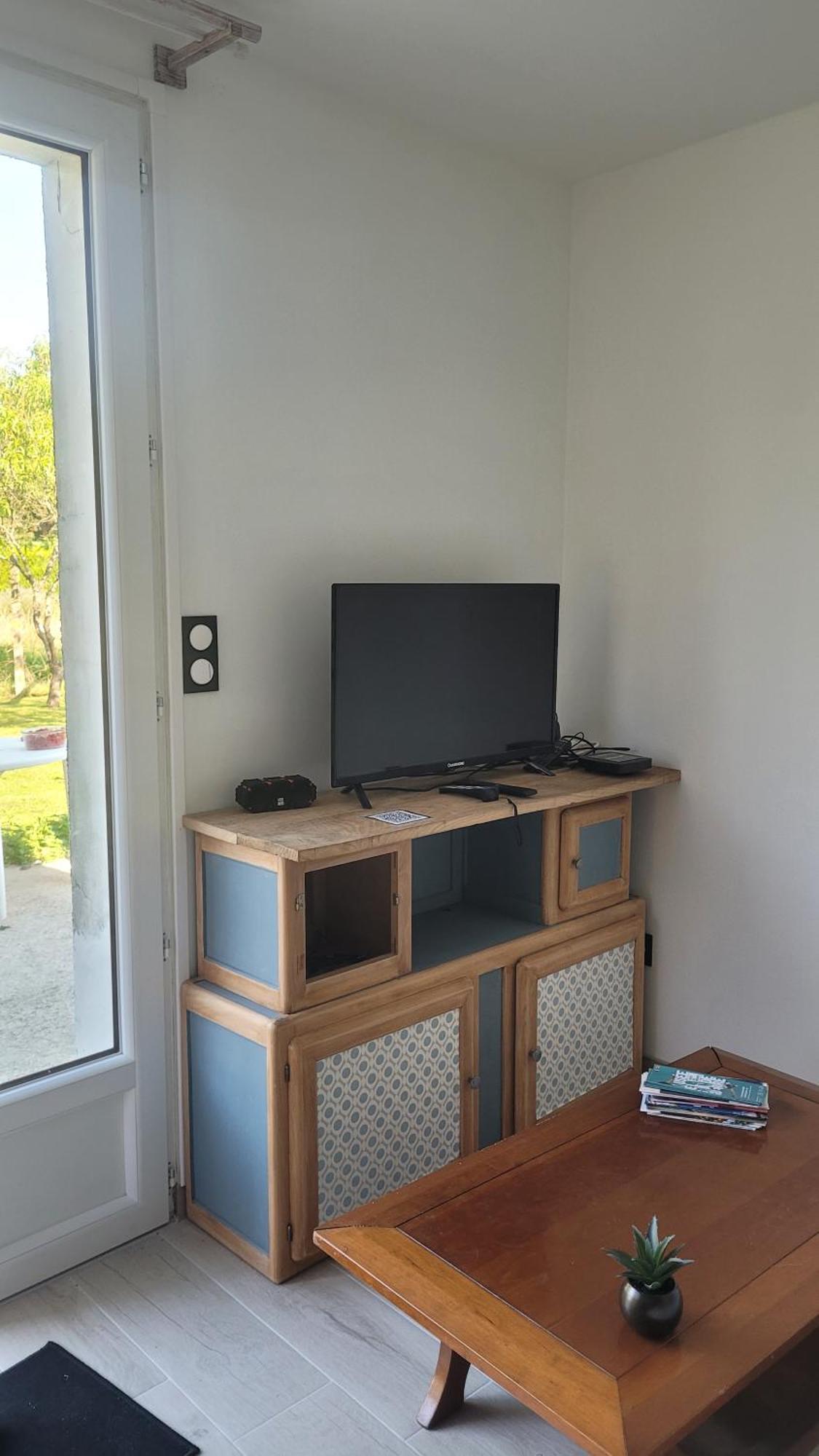Le Truc En Plus, Accessibles Pmr, Appartement 45 M2 Mitoyen Dans Une Maison Avec Un Autre Appartement Guérard Exterior photo