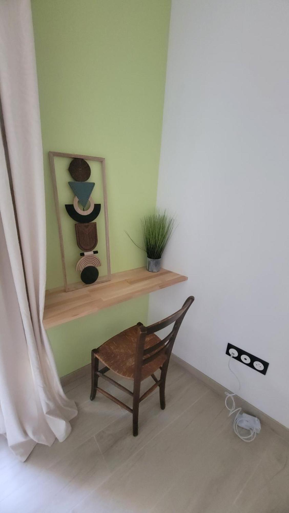 Le Truc En Plus, Accessibles Pmr, Appartement 45 M2 Mitoyen Dans Une Maison Avec Un Autre Appartement Guérard Exterior photo